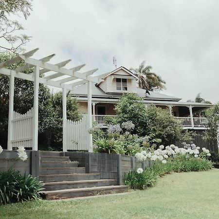 Luxe Hinterland Stay, Eastnor At Montville Estate Exterior foto